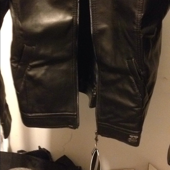 Jacket - Picture 2 of 4